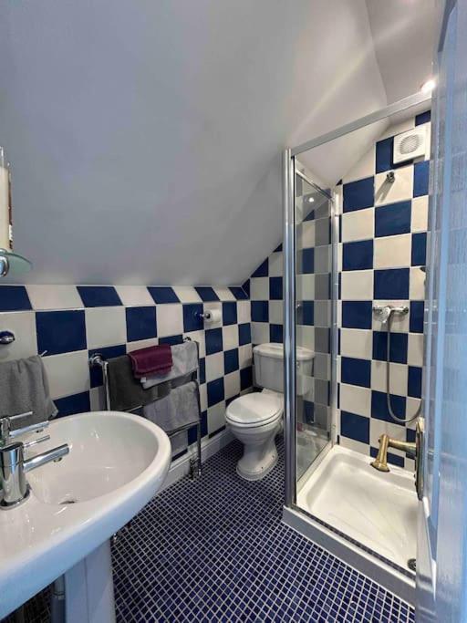 Alloggio in famiglia Large Double With Free Parking In